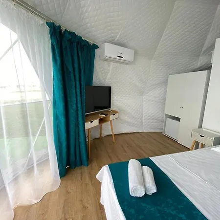 Glamping By The Sea *