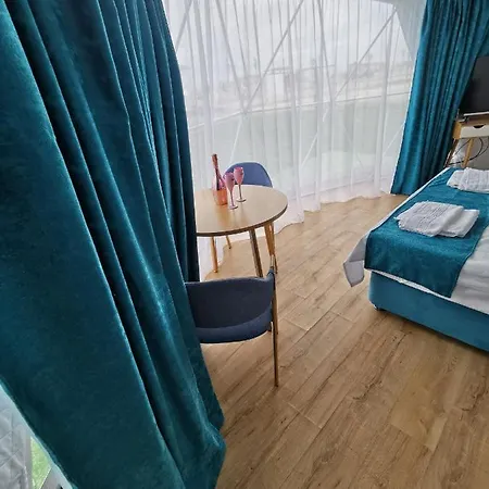 Glamping By The Sea *