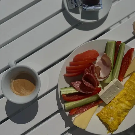 Glamping By The Sea *