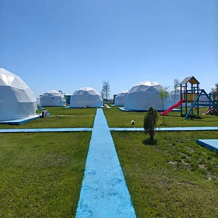 Rezort Glamping By The Sea