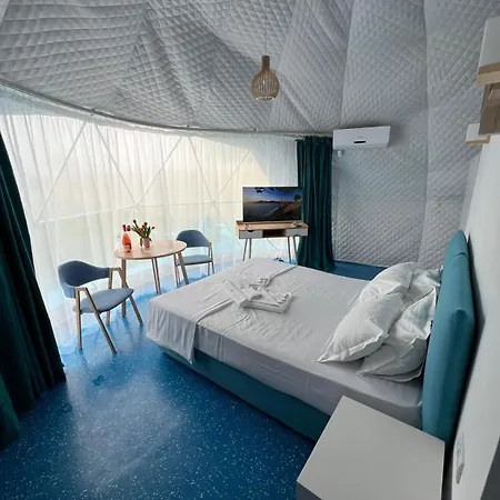 Rezort Glamping By The Sea