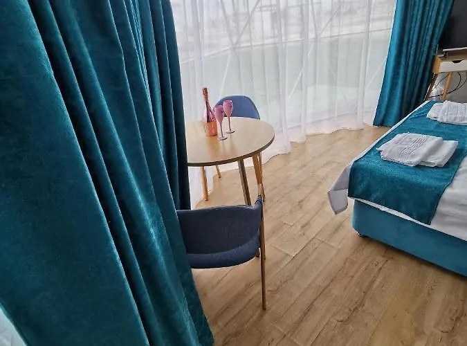 Glamping By The Sea *