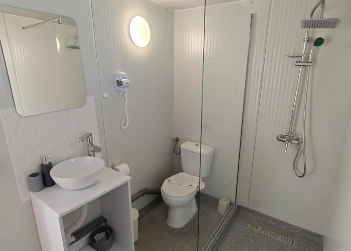 Glamping By The Sea *