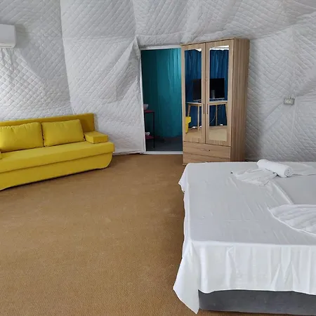 Resort Glamping By The Sea