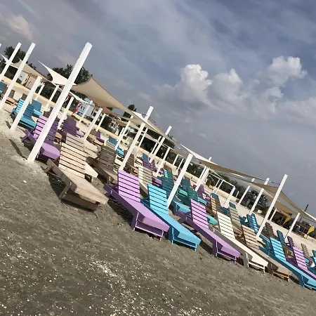 Glamping By The Sea *