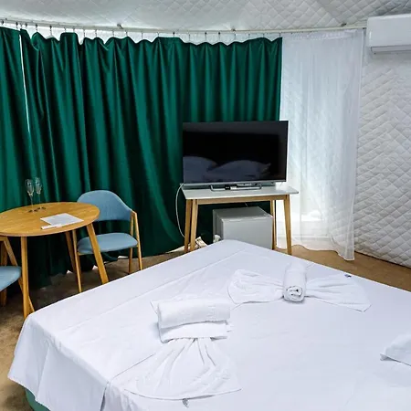 Glamping By The Sea Resort Navodari