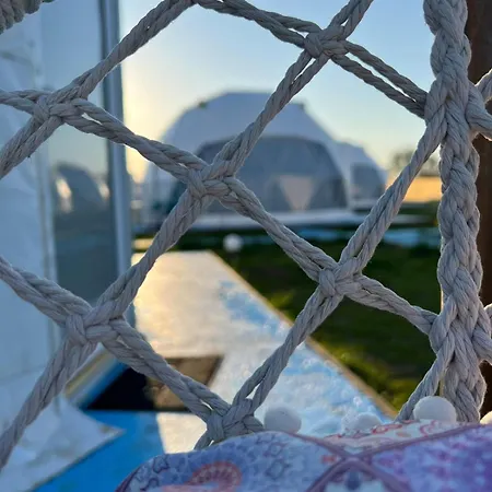 Complex Glamping By The Sea *