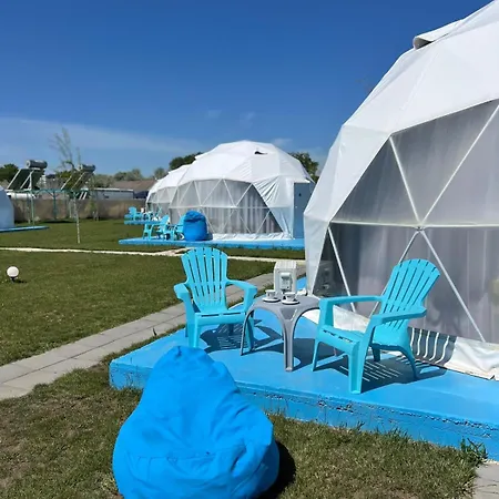 Resort Glamping By The Sea Năvodari