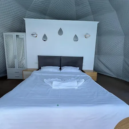 Glamping By The Sea