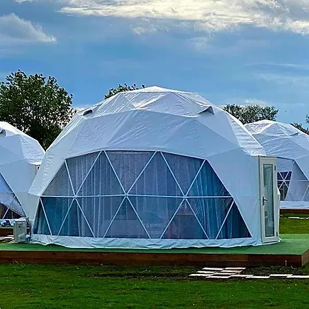 Glamping By The Sea *