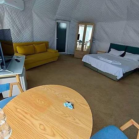 Glamping By The Sea *