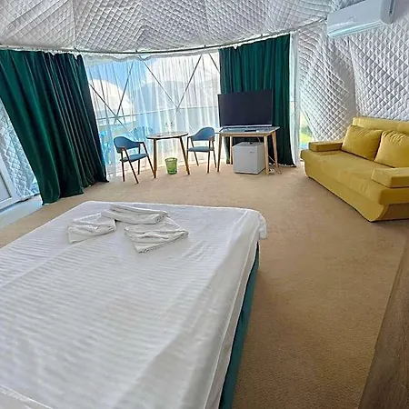 Glamping By The Sea Resort Navodari